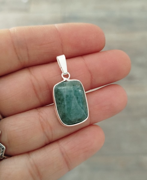 Colgante rectangular piedra Cuarzo Verde