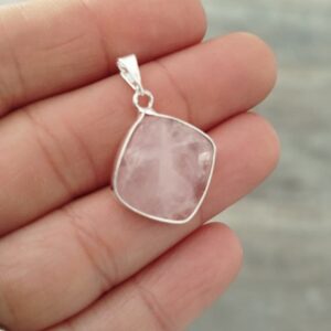 Colgante rombo piedra Cuarzo rosa