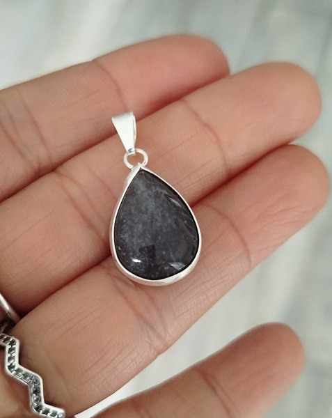 Colgante gota piedra Paraiba