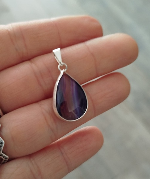 Colgante gota piedra Agata Violeta